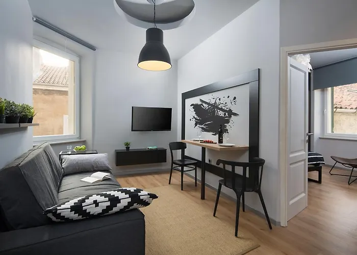 River - Self Check-in Апартаменты Риека