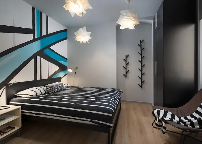 River - Self Check-in *